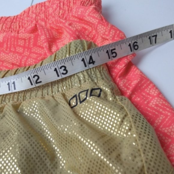 EUC: Set of 2 Lorna Jane Shorts: Size X-Small - Picture 6 of 6